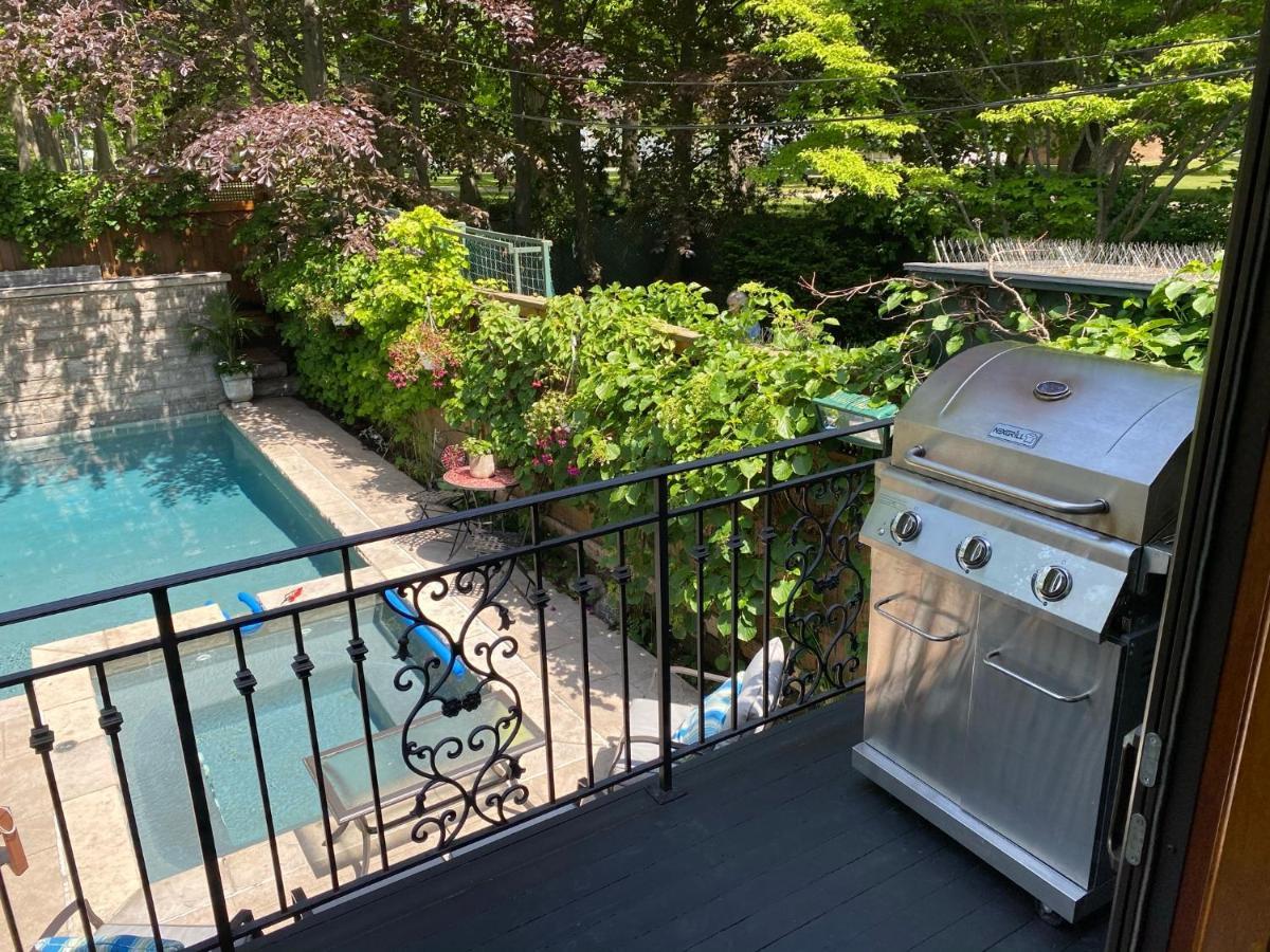 Superb Beach Home:Heated Pool-Hot Tub Open 365Days Toronto Exterior photo