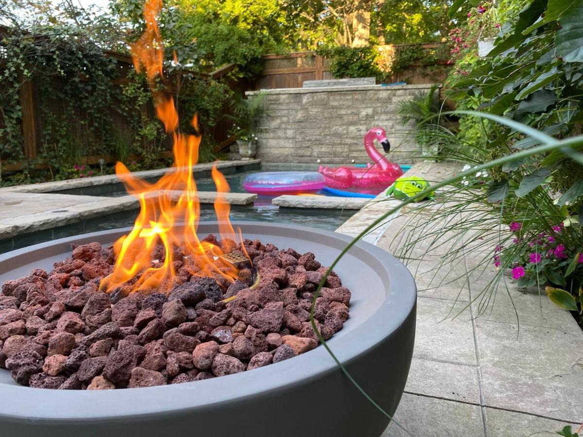 Superb Beach Home:Heated Pool-Hot Tub Open 365Days Toronto Exterior photo