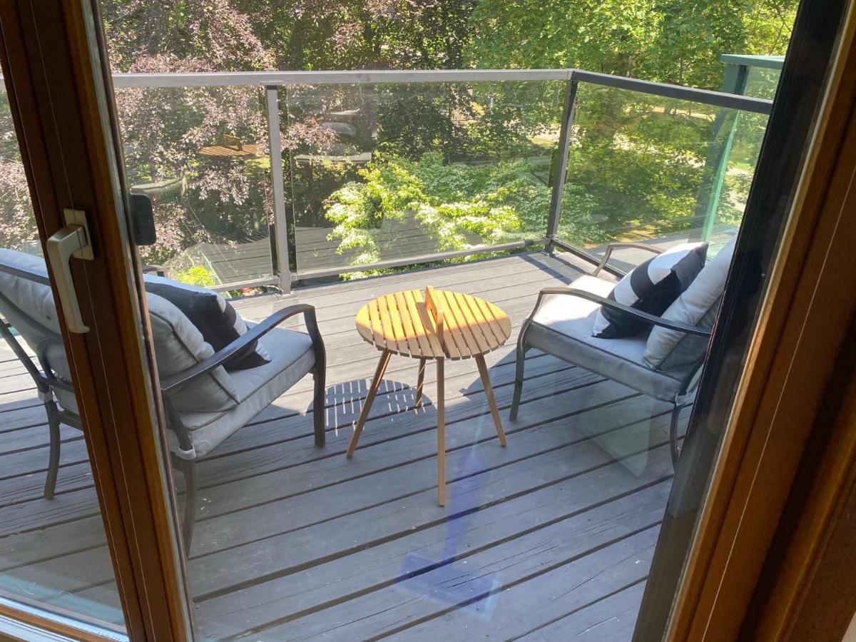 Superb Beach Home:Heated Pool-Hot Tub Open 365Days Toronto Exterior photo