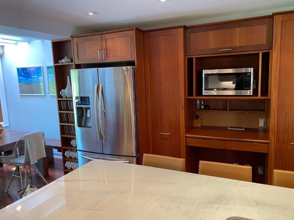 Superb Beach Home:Heated Pool-Hot Tub Open 365Days Toronto Exterior photo